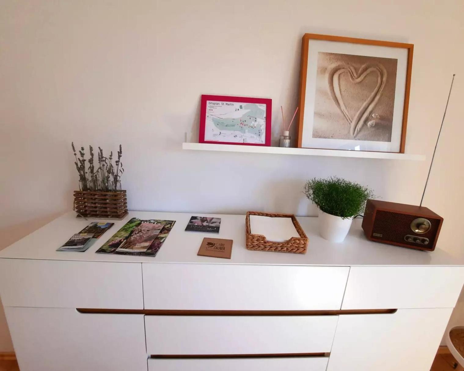 225 N.n. Apartment *