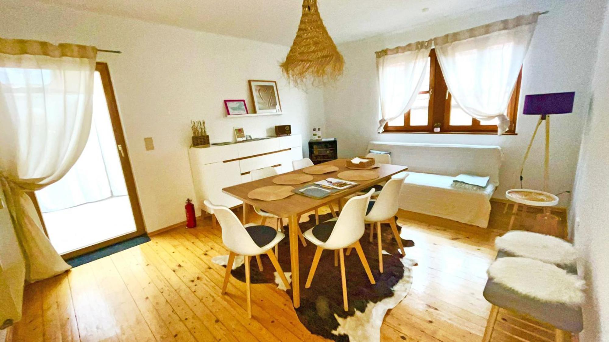 Apartment 225 N.n.